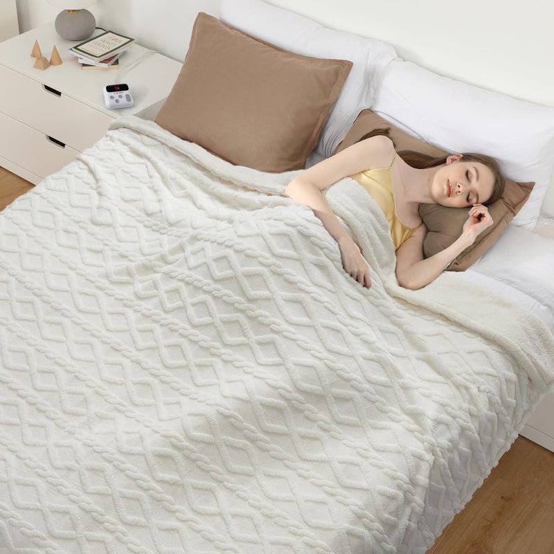 CAROMIO Electric Blanket Queen Size Dual Control - Thick Tufted Sherpa Heated Blanket Queen with 10 Heating Levels and 10 Time Settings, ETL Certified Fast Heating Blanket Queen Size 84"Ã—90", White - Image 2