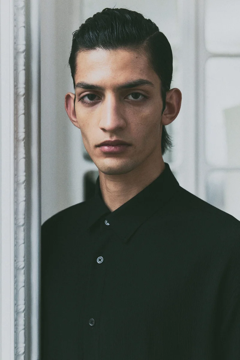 اتش اند ام Regular Fit Crinkled shirt