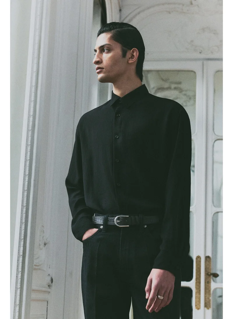 اتش اند ام Regular Fit Crinkled shirt
