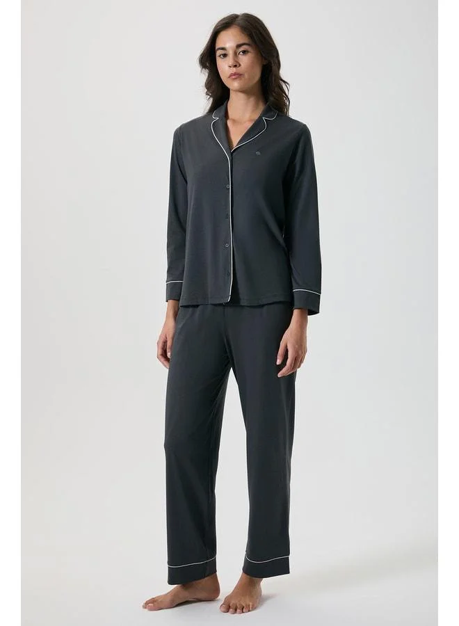 Penye Mood 100% cotton front-buttoned pajama set.