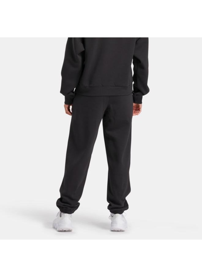 Identity Brand Proud Sweatpants - pzsku/Z4C191E07EA67CF6C8F94Z/45/_/1736504506/f858b3c7-31f2-46f0-9353-f01e6e8e545d