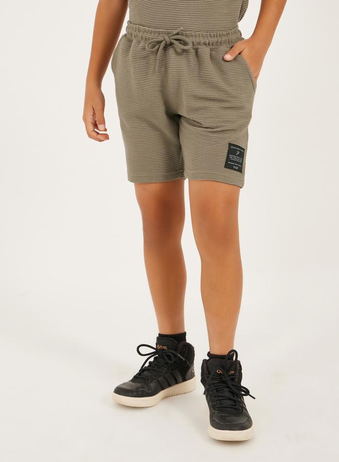 Styli Textured T-Shirt Detail and Shorts with Badge Set - Image 5