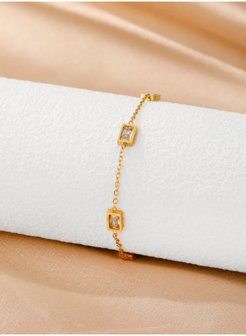 Elegance Amazing Gold Stainless Steel Bracelet For Women - Image 2