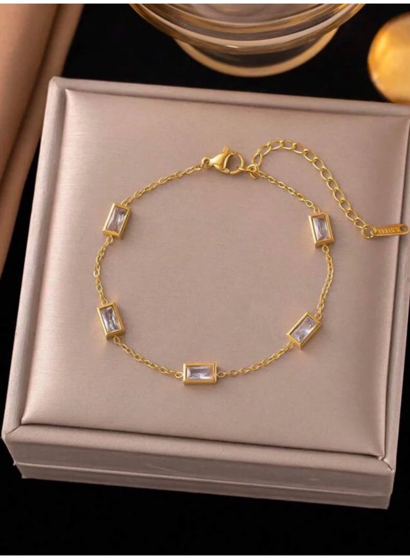 Elegance Amazing Gold Stainless Steel Bracelet For Women - Image 3