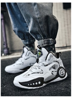 KUYING New Breathable and Anti Slip Sports Shoes  - Image 2