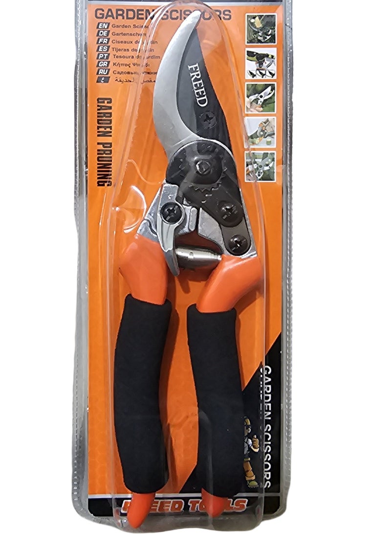 Generic Manual tree shears for trimming garden trees and plants 