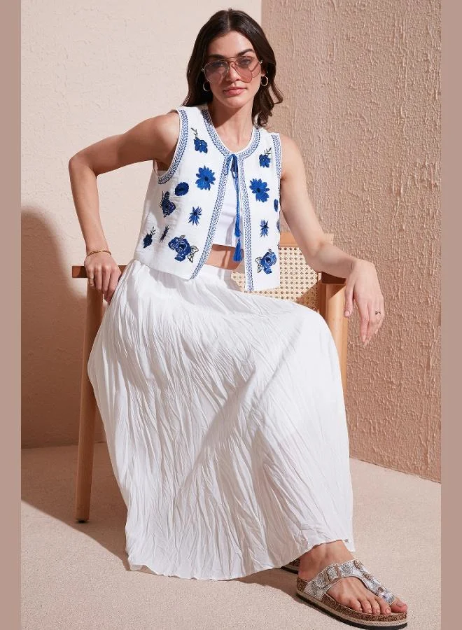 Lela Lela Lined Embroidered Standard Fit Tied Round Neck Crop Vest Women's VEST 611YL128