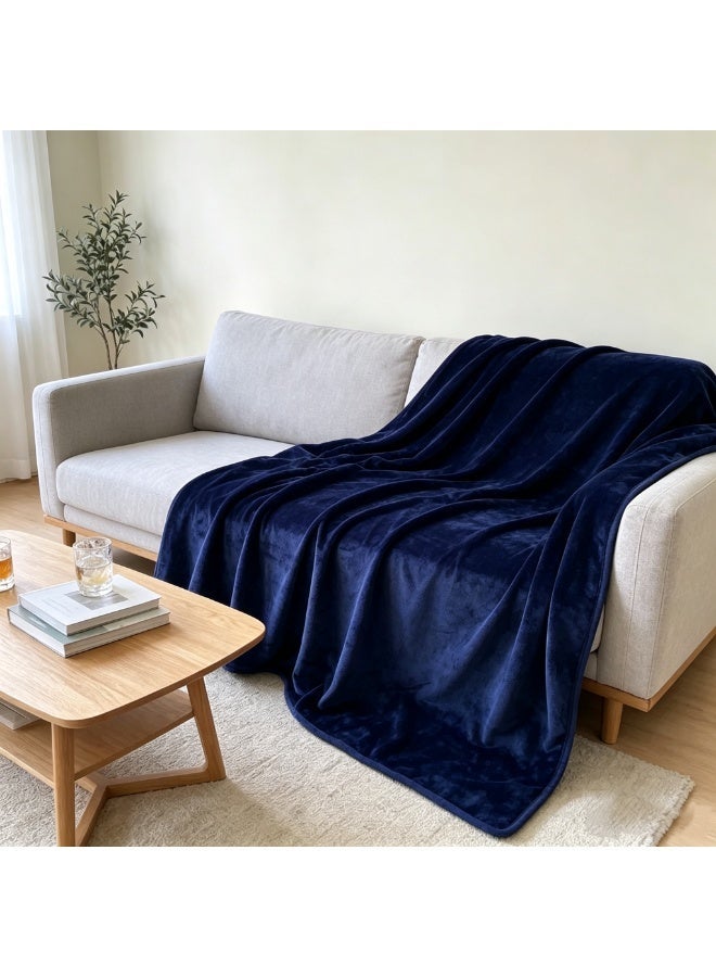 Thick Golden Mink Velvet Blanket, 100% Polyester (150 X 200 cm) — Reversible Design, Anti-Static And Pill-Resistant; Ideal For Use On The Sofa, For Naps, In The Car, And As Bedding - Image 4
