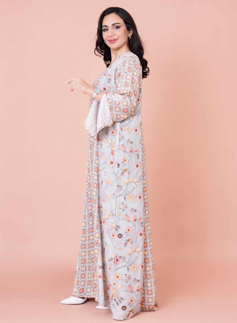 اكسا جلابية حديثة بنقوش زهور رمادية - Image 3