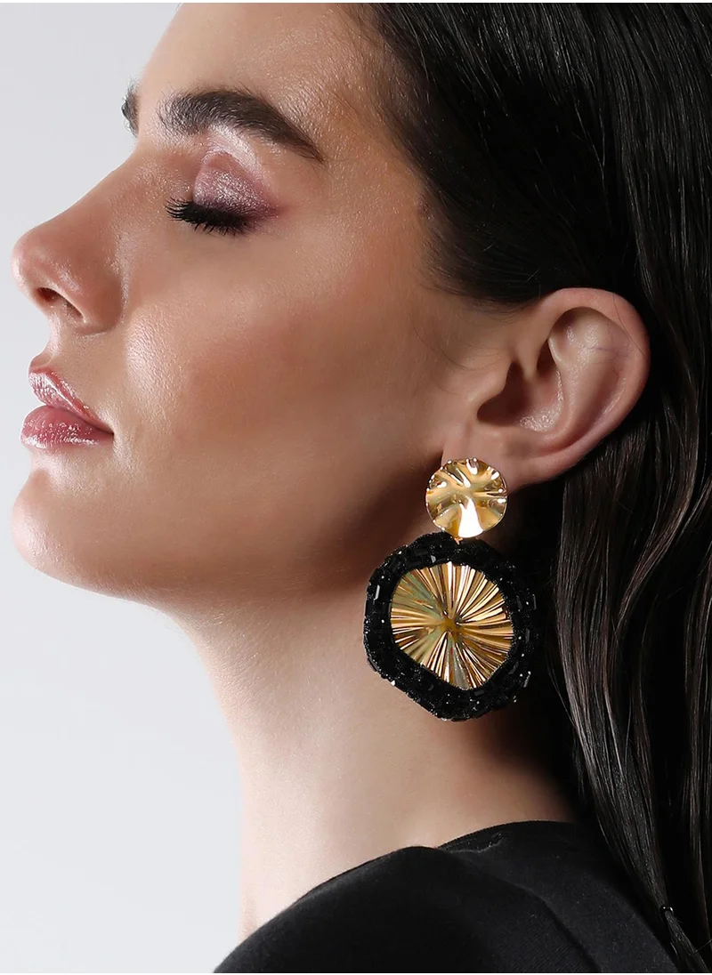 سوهي The Revolving Stones Studded Drop Earrings