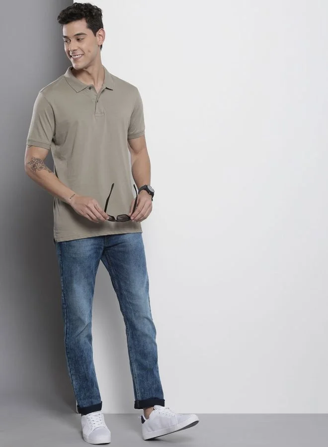 ذا انديان كراج كو Men Slim Straight Fit Solid Mid-Rise Stretchable Jeans