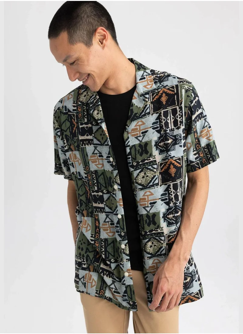 DeFacto Man Woven Short Sleeve Shirt