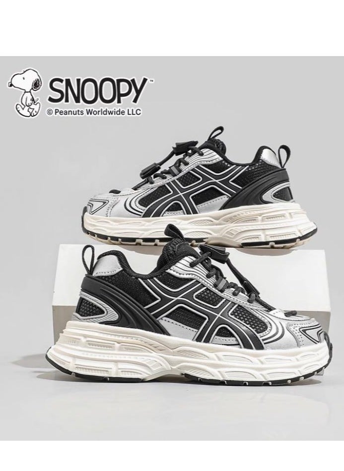Snoopy Children's mesh breathable sports shoes  - Image 3