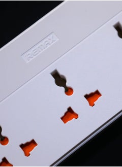 REMAX Multifunctional Power Strip 2500W with USB-C & 5-Outlets, 1.5M Cable, 30W Type-C, USB PORTS, Independent Switches & Indicator Light, UK PLUG  - Image 4