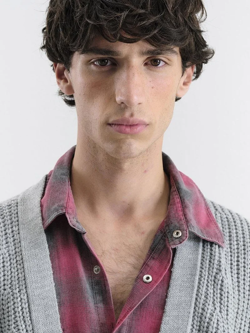 جيستو GIESTO Buttoned V-Neck Knit Cardigan