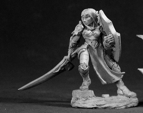 REAPER Dorva Female Dark Elf 03004 - Image 1