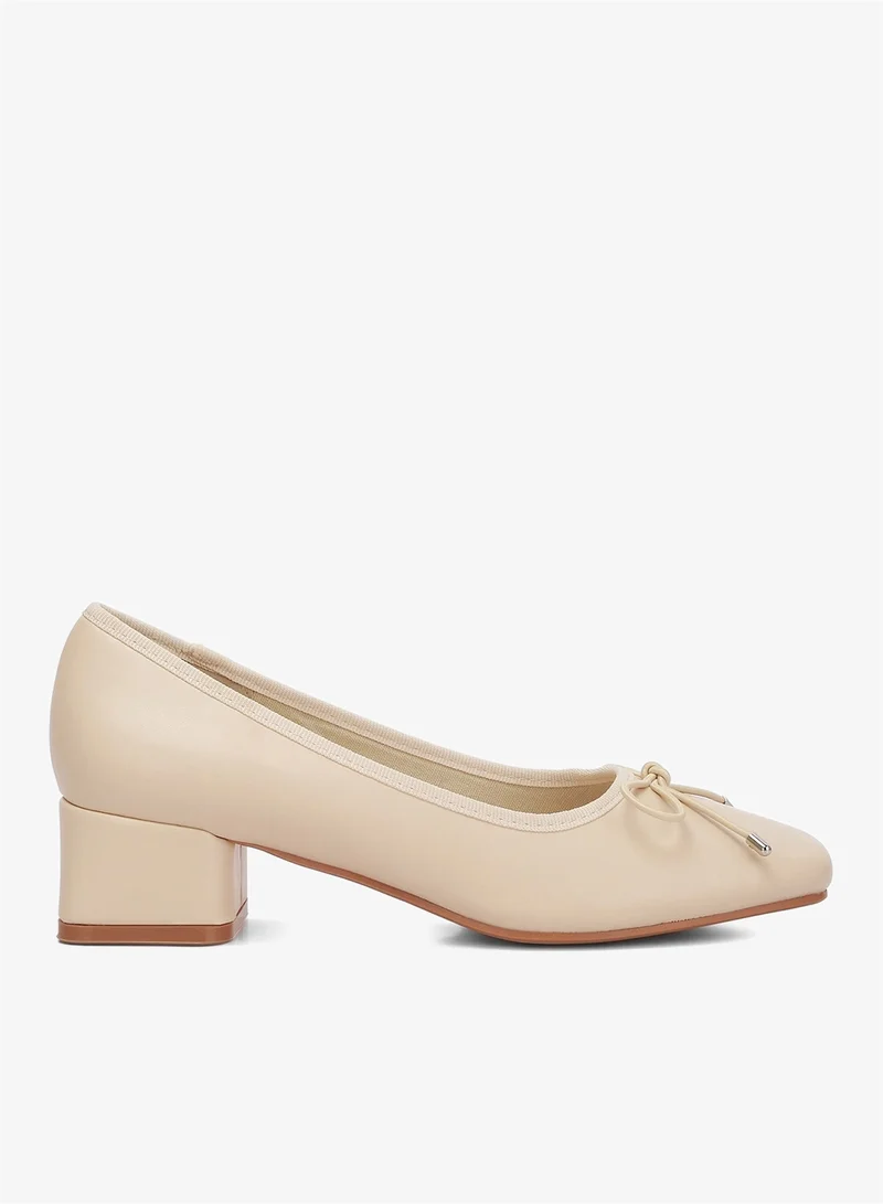 Low Block Heel Ballerinas in Beige
