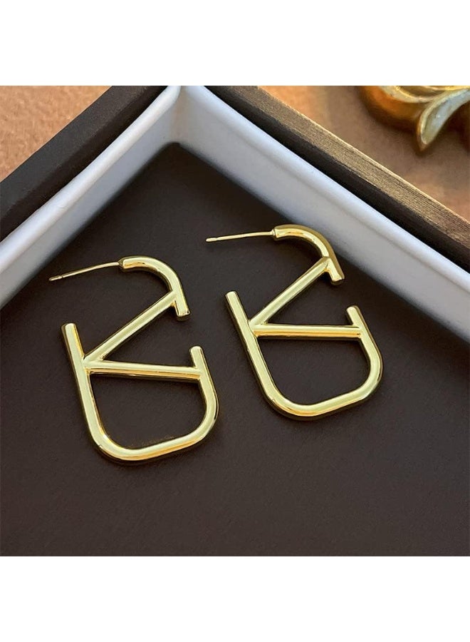 2 Pairs Letter V Earrings for Women, Lightweight Alphabet Earrings, Stylish Minimalist Jewelry, Birthday Gift for Women - Image 4