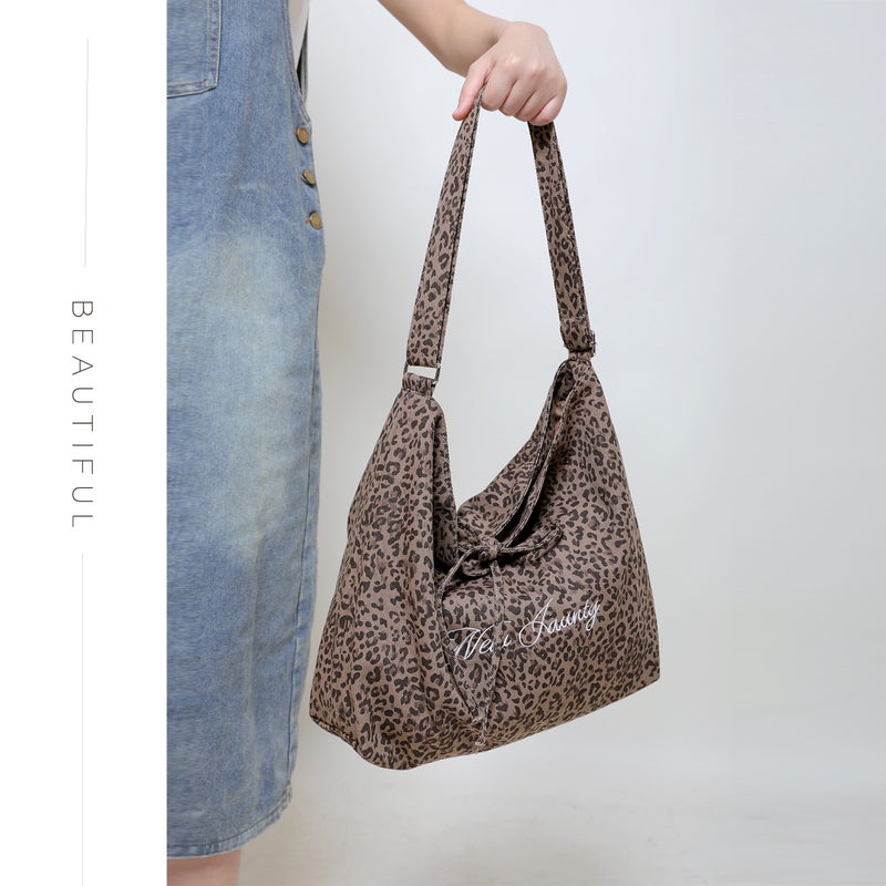 EHOOO Leopard Print Canvas Bucket Bag - Image 4