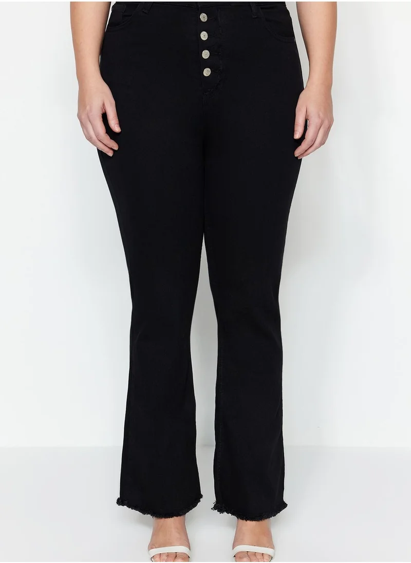 ترينديول كيرف Button Detail Jeans