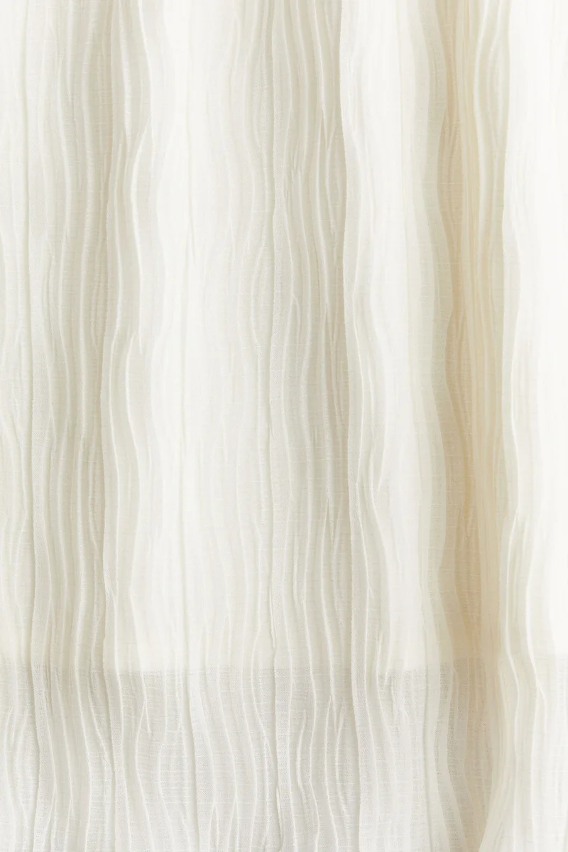 اتش اند ام فستان من خامة مجعدة