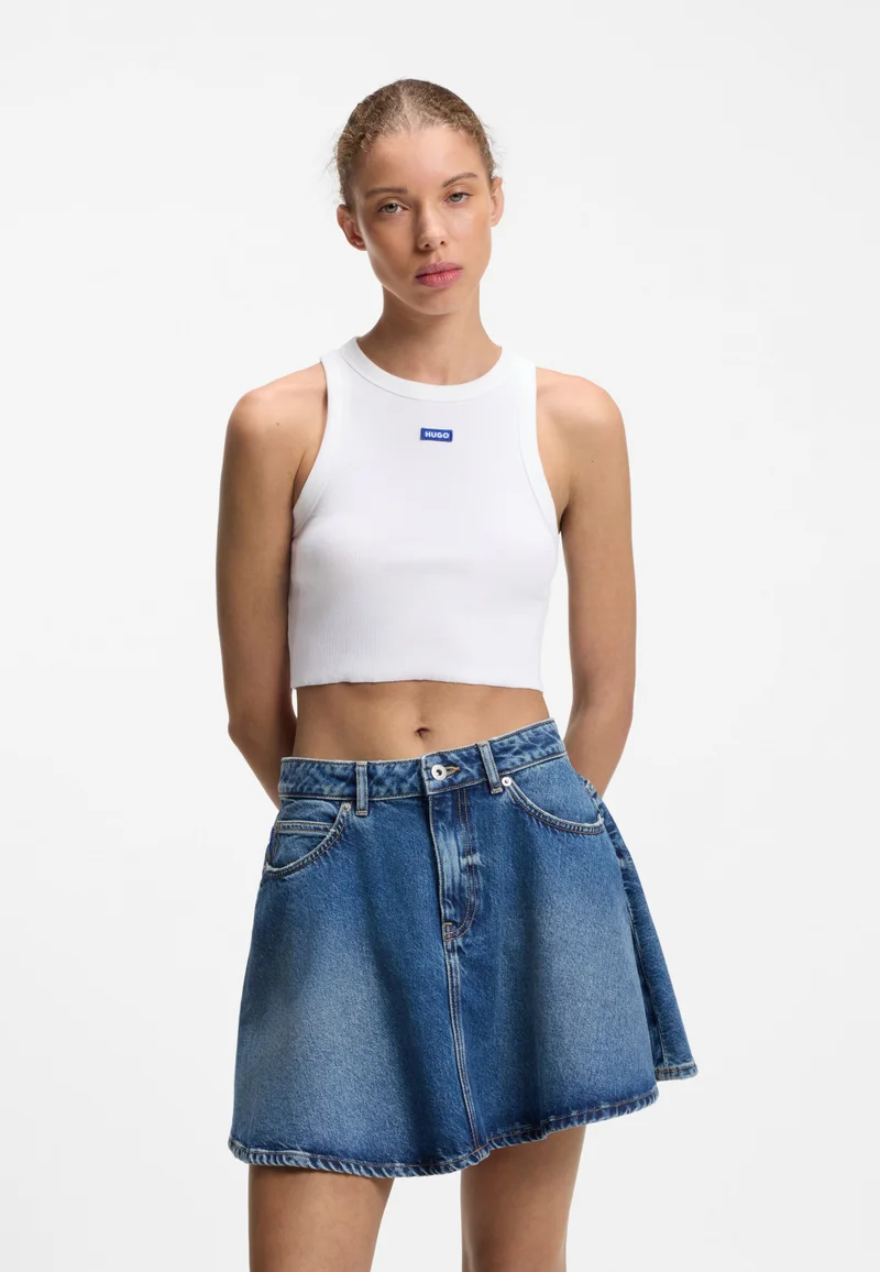 هوجو تانك توب قطن مطاطي مضلع بشعار