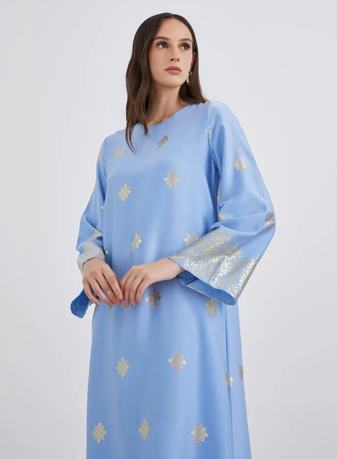 Styli Styli Women Blue Foil Print Round Neck Jalabiya
