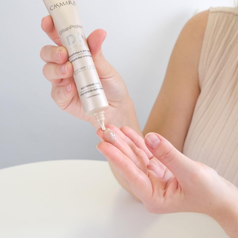 Casmara DD Cream Urban Protect 50 ml Anti-Pollution Anti-Aging Moisturizer SPF 30 (Dark) - Image 2