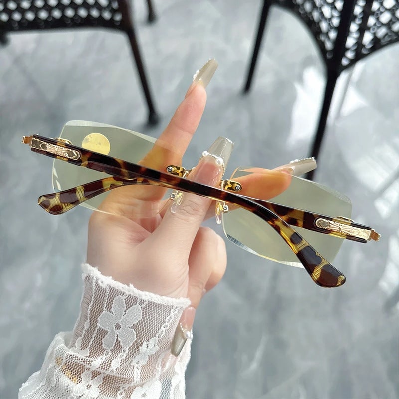 High-Definition Brightening Yellow Film Reading Glasses Men'S High-Grade Anti-Blue Light Old Glasses Women'S High-Grade Rimless Middle-Aged And Elderly Glasses - Image 5