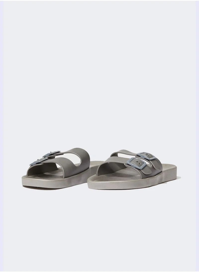ديفاكتو Woman Casual Slipper