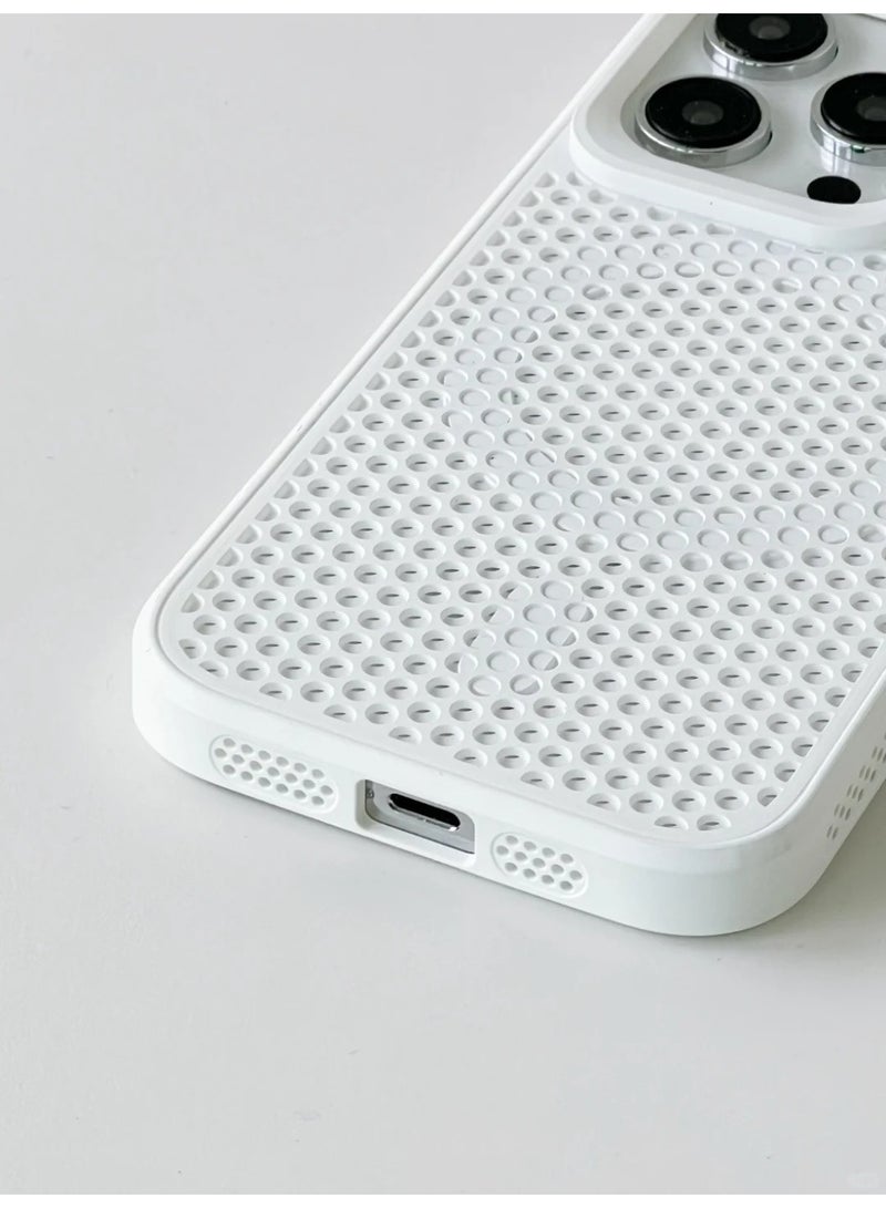 cas:pace Honeycomb structure magnetic heat dissipation mobile phone case | Supports MagSafe wireless charging | Suitable for iPhone Pro Max series | Special for summer  - Image 4