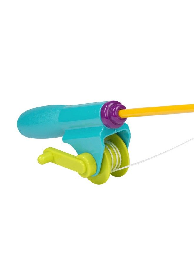 BATTAT Magnetic Fishing Set Outdoor Toy Fishing Game With 2 Magnetic Rods & 4 Fish For Kids 3 Years+ (6Pcs) - Image 4