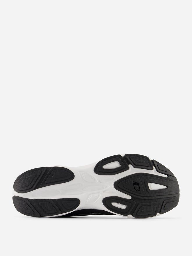 New Balance Amaste Trainers - Image 4