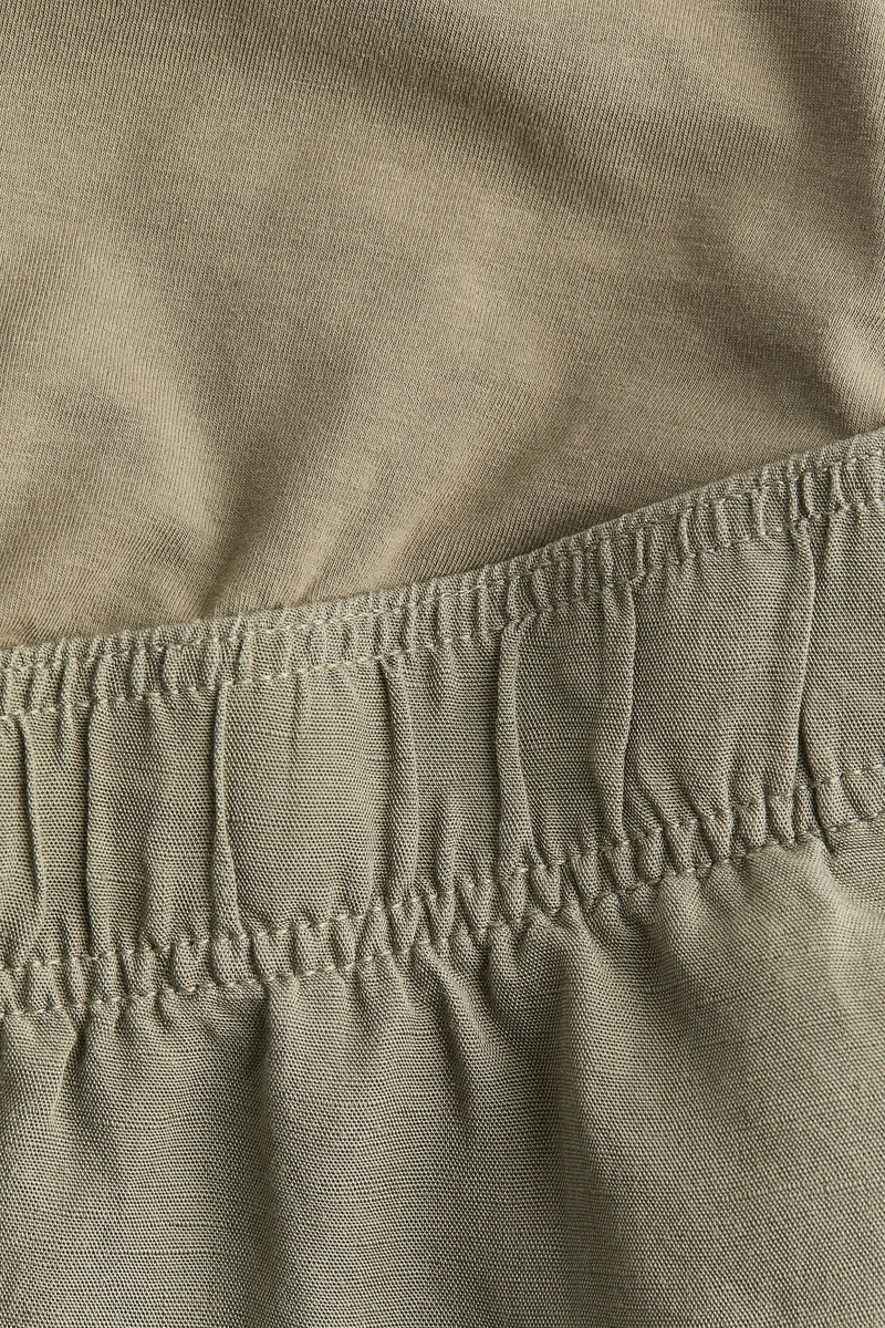 H&M MAMA Linen-blend shorts