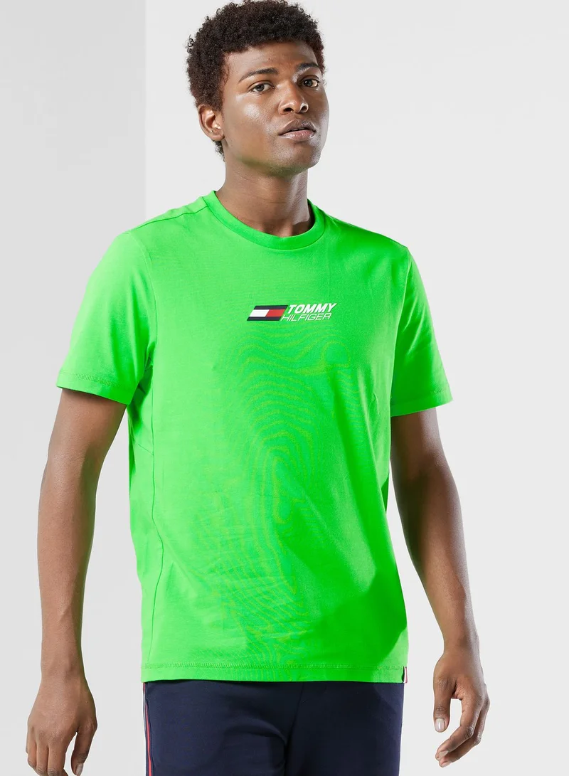 TOMMY HILFIGER Essential Logo Crew Neck T-Shirt