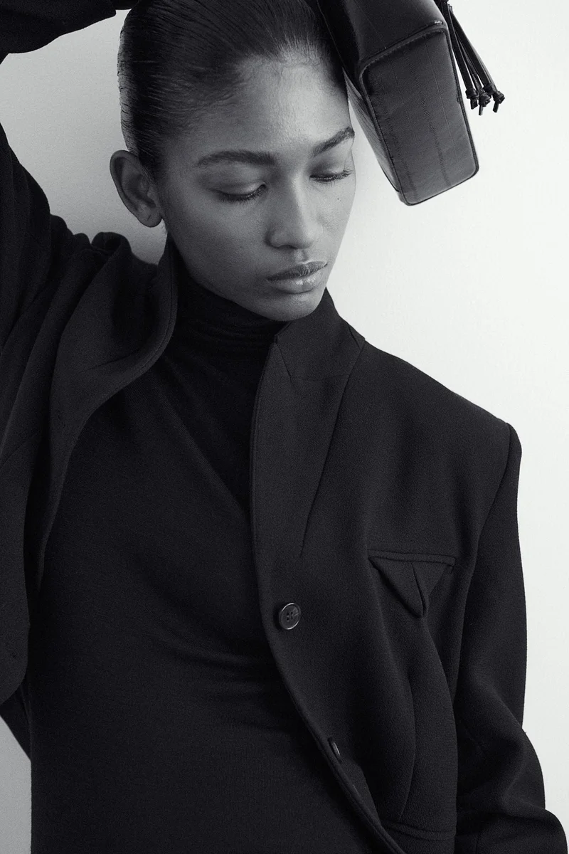 اتش اند ام بليزر بصف أزرار فردي