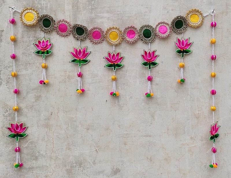SP SELLPLUS Sellplus Lohri Makar Sankranti Items 1 Pc Decorative Lotus Bandhanwar for Pooja Room Lohri Makar Sankranti Decoration Items for Home Decor Traditional Decoration Items 