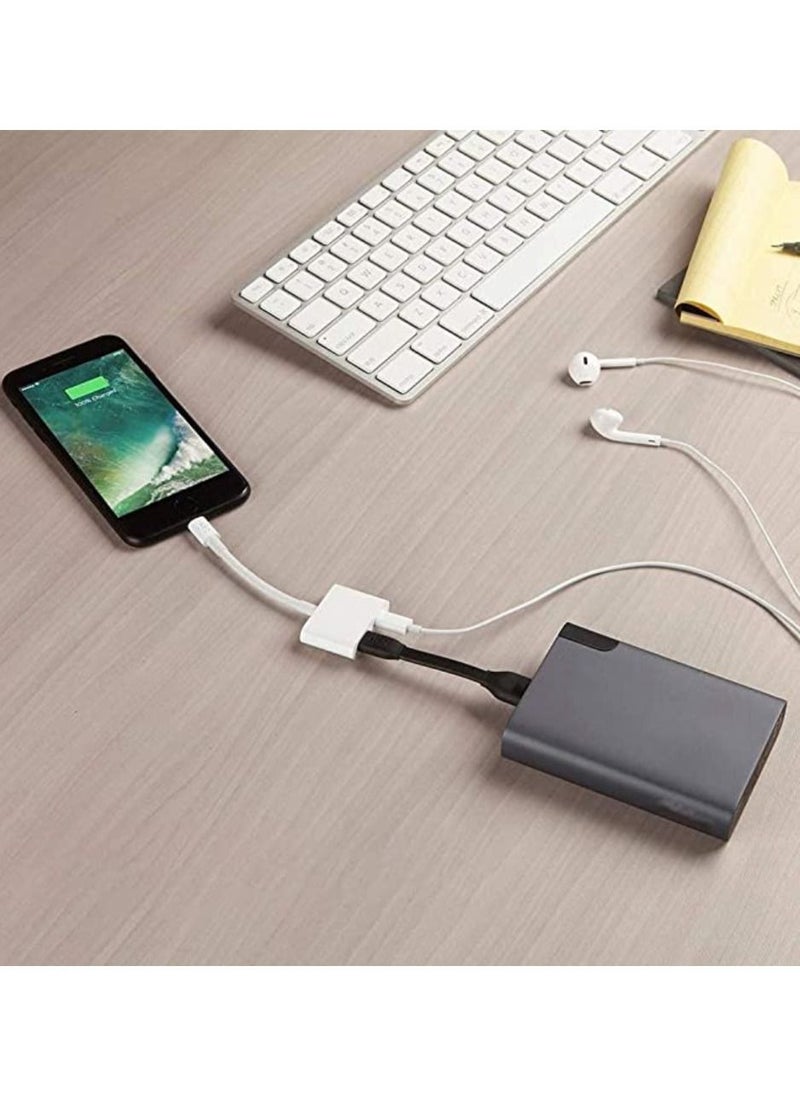 DIGI CORE - 2 In 1 Headphone Adaptor Charger For Apple iPhone/iPad - Image 1