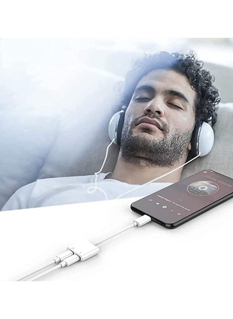DIGI CORE - 2 In 1 Headphone Adaptor Charger For Apple iPhone/iPad - Image 1