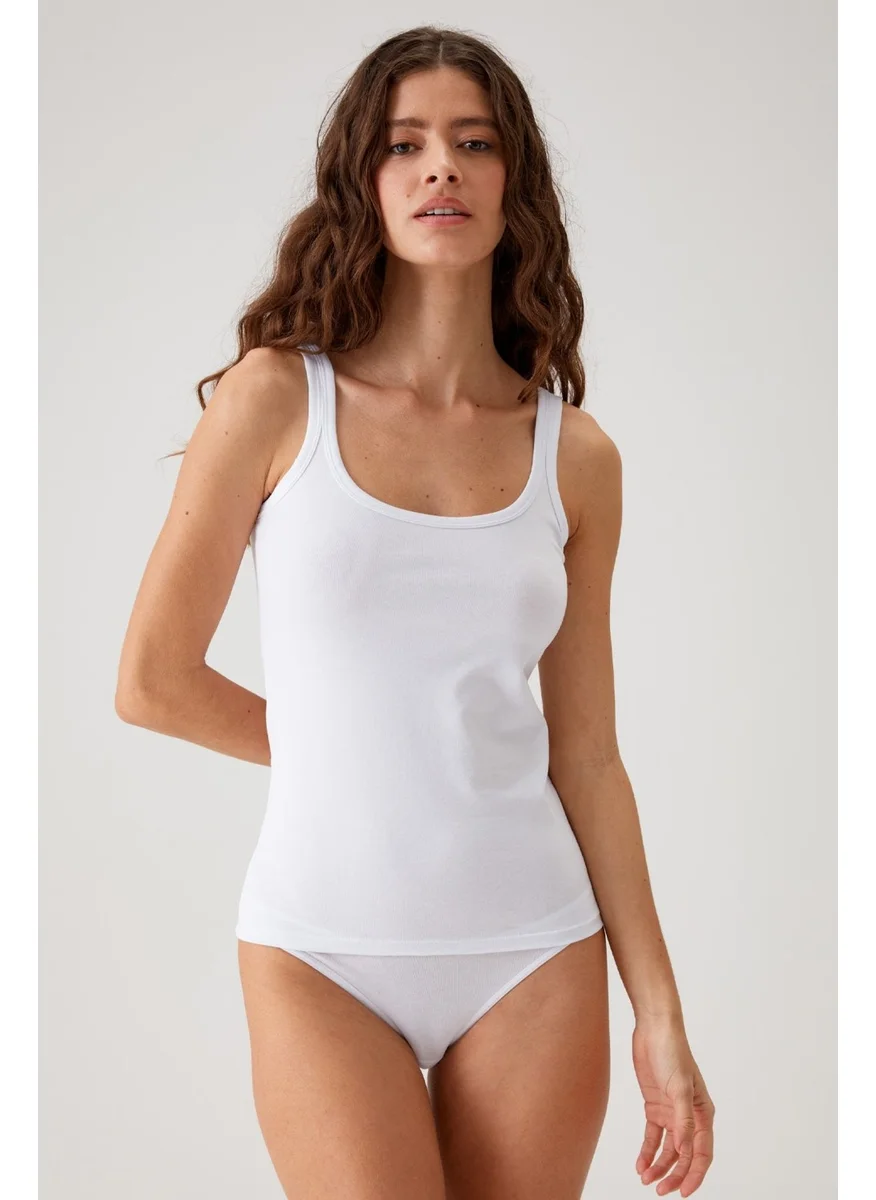 بيير كاردان 2-Piece Economical Package White 1025 Square Collar Thick Strap Basic Cotton Undershirt Set