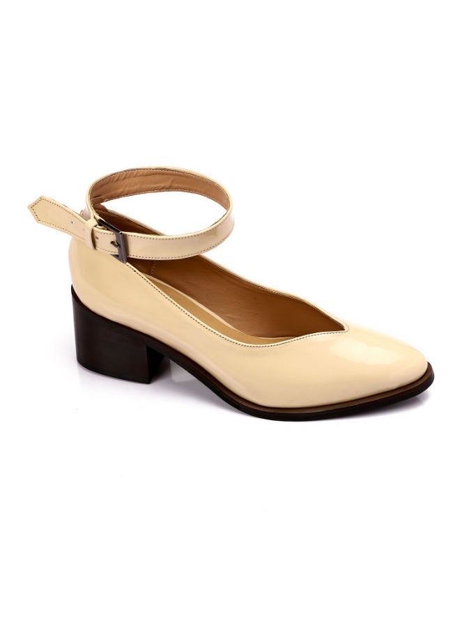 Mr.joe Buckle Closure Pointed Mid Heels Pumps Beige  - Image 1