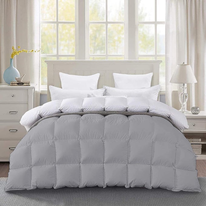 PREMIUM 300 GSM COMFORTER SUPER SOFT FLUFFY REVESIBLE COMFORTER 92 X 106 INCHES233CM X 269CM KING SIZE COMFORTERSILVERWHITE