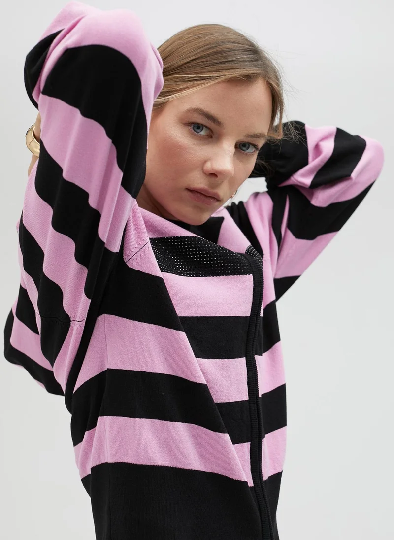 لولا كساديمونت كنزة بغطاء رأس