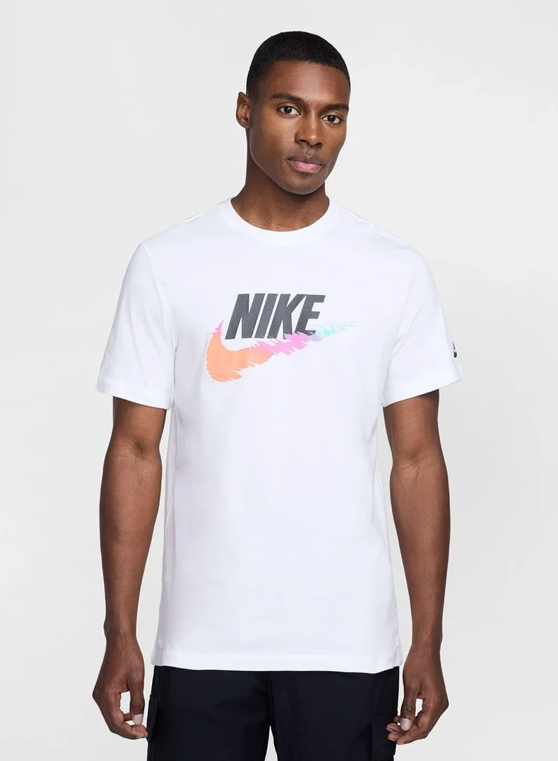 Nike Men's Sportswear T-Shirt
