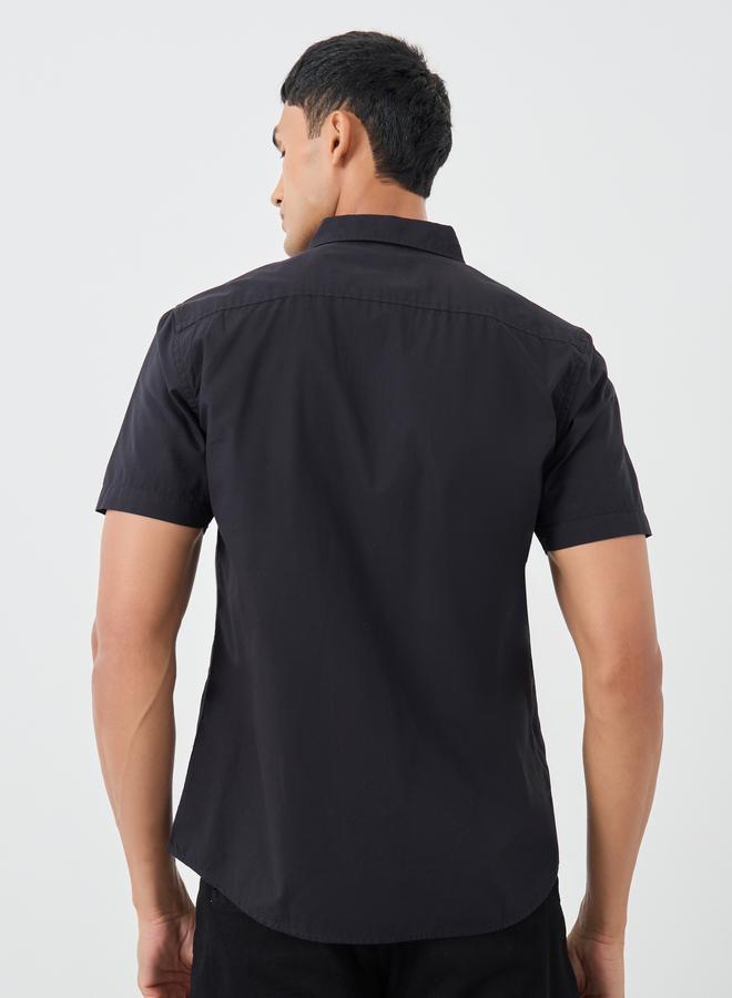 Styli Solid Woven Regular Fit Short Sleeve Shirt - Image 4