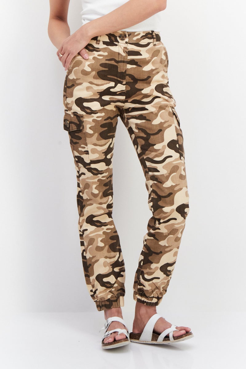 NA-KD Women Regular Fit Camouflage Cargo Pant, Brown  - Image 1