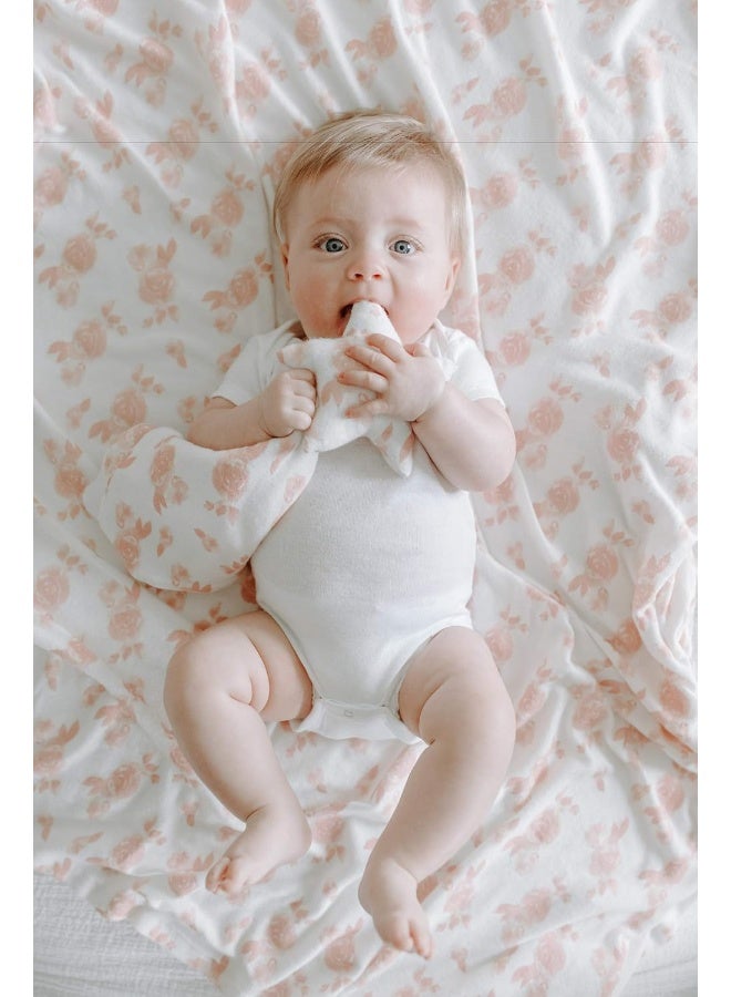 aden + anais Snuggle Knit Newborn Gift Set with Knotted Baby Gown, Swaddle Blanket, Infant Hat, and Bandana Bib - Image 3