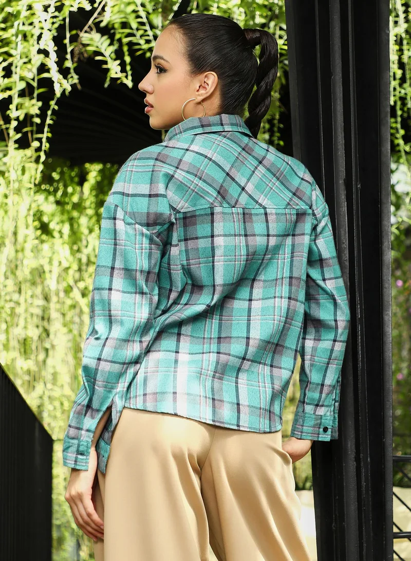 Pinacolada  Women's Fern Green Brushed-Plaid Oversized Shirt | نساء | أكمام طويلة | مربعات | طوق منتشر | كاجوال كبير الحجم | قميص for Women | Best Price UAE