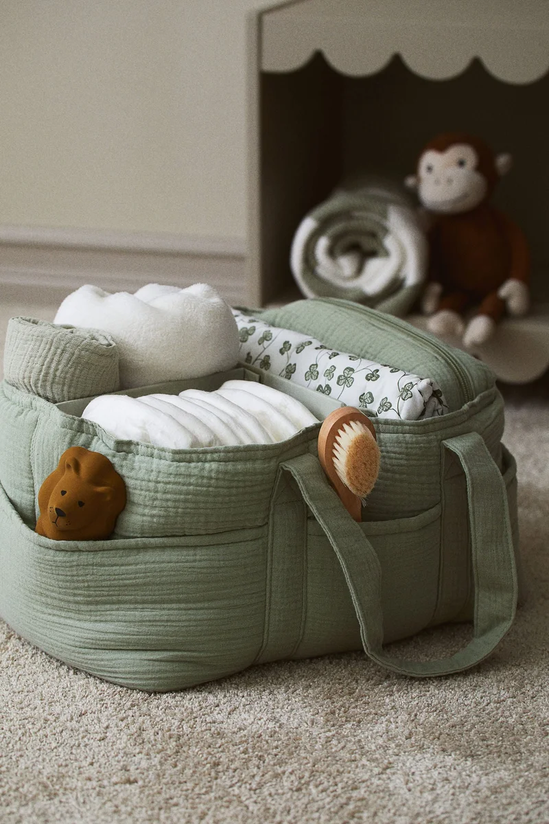اتش اند ام Muslin changing bag