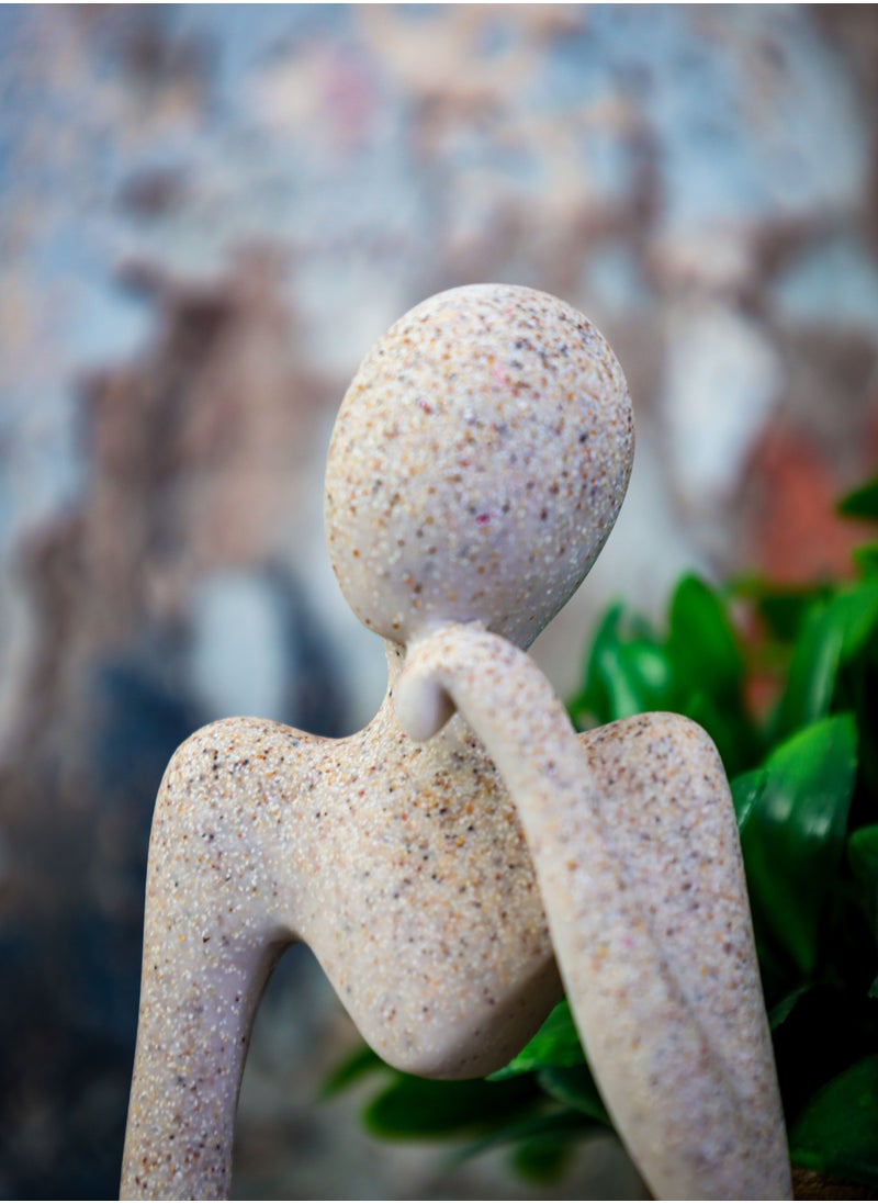 "The Meditative Figure" – Modern Art Home Decor Statue Perfect for living rooms, offices, and cafés. Available in a variety of colors and shapes, allowing you to create a stunning decorative arrangement.